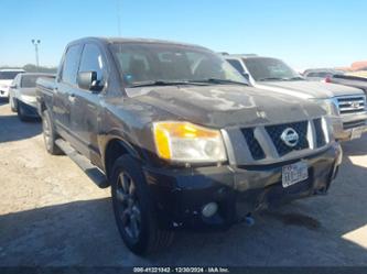 NISSAN TITAN SV