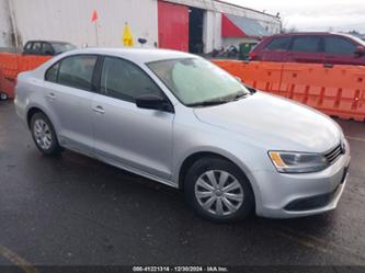 VOLKSWAGEN JETTA 2.0L S