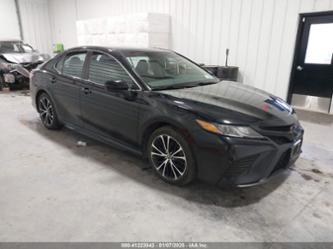 TOYOTA CAMRY SE/SE NIGHT SHADE