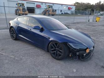 TESLA MODEL S DUAL MOTOR ALL-WHEEL DRIVE/STANDARD RANGE