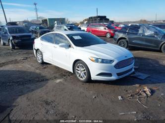 FORD FUSION SE