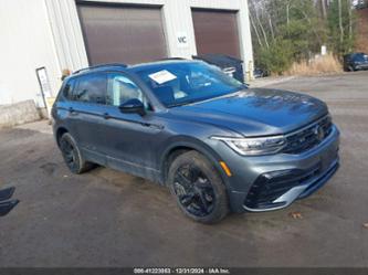 VOLKSWAGEN TIGUAN 2.0T SE R-LINE BLACK