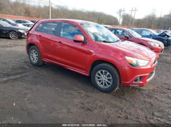 MITSUBISHI OUTLANDER SPORT ES