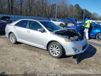 TOYOTA CAMRY XLE