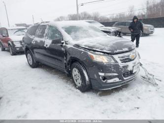 CHEVROLET TRAVERSE LS