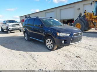 MITSUBISHI OUTLANDER SE