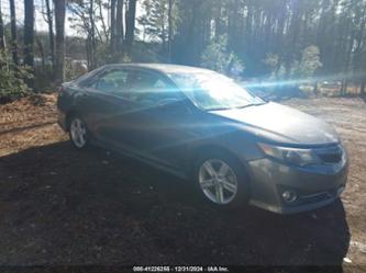 TOYOTA CAMRY HYBRID SE LIMITED EDITION