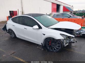 TESLA MODEL Y PERFORMANCE DUAL MOTOR ALL-WHEEL DRIVE