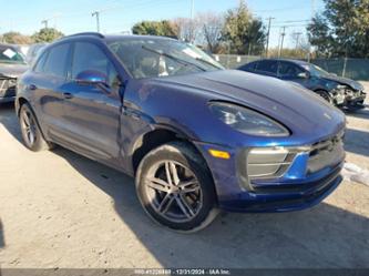 PORSCHE MACAN T