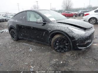 TESLA MODEL Y LONG RANGE DUAL MOTOR ALL-WHEEL DRIVE