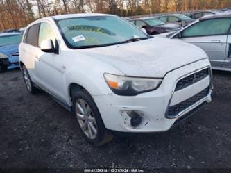 MITSUBISHI OUTLANDER SPORT ES