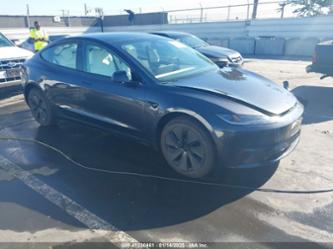 TESLA MODEL 3 LONG RANGE DUAL MOTOR ALL-WHEEL DRIVE/REAR-WHEEL DRIVE