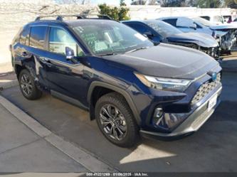 TOYOTA RAV4 XLE PREMIUM