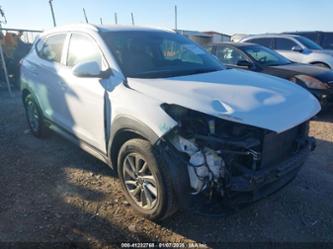 HYUNDAI TUCSON SE PLUS