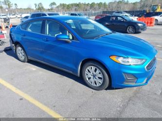 FORD FUSION S