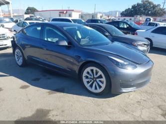 TESLA MODEL 3 LONG RANGE DUAL MOTOR ALL-WHEEL DRIVE