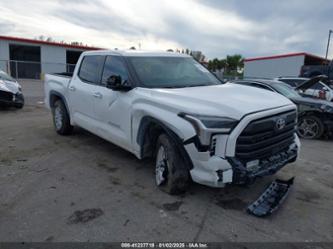 TOYOTA TUNDRA SR5