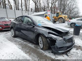 TESLA MODEL Y LONG RANGE DUAL MOTOR ALL-WHEEL DRIVE