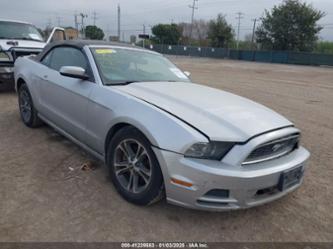 FORD MUSTANG V6 PREMIUM