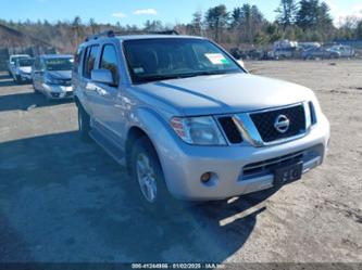 NISSAN PATHFINDER SV