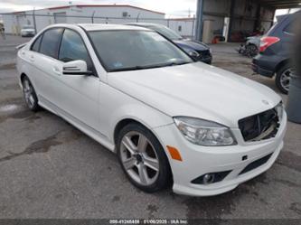 MERCEDES-BENZ C-CLASS LUXURY/SPORT