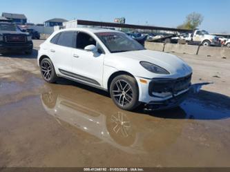 PORSCHE MACAN T