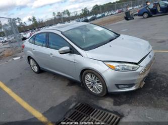 FORD FOCUS TITANIUM