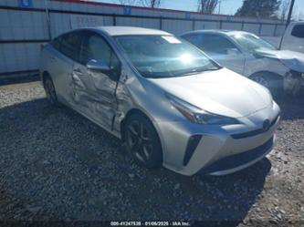 TOYOTA PRIUS XLE