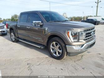 FORD F-150 LARIAT