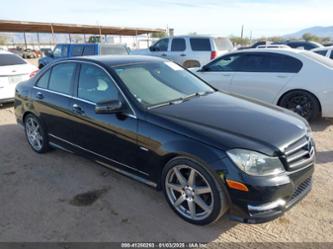 MERCEDES-BENZ C-CLASS LUXURY/SPORT