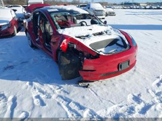 TESLA MODEL 3 REAR-WHEEL DRIVE