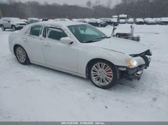 CHRYSLER 300