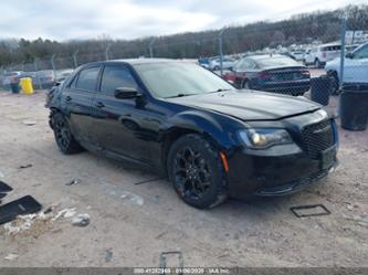 CHRYSLER 300 TOURING AWD