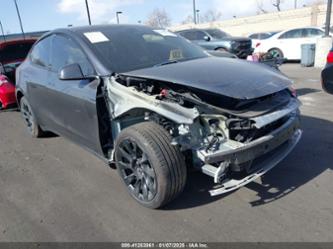 TESLA MODEL Y LONG RANGE DUAL MOTOR ALL-WHEEL DRIVE