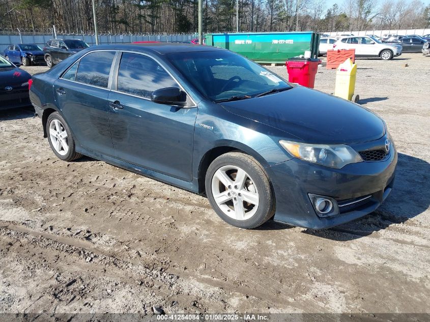 TOYOTA CAMRY HYBRID SE LIMITED EDITION