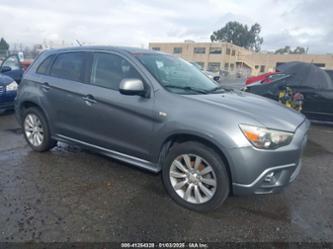 MITSUBISHI OUTLANDER SPORT SE