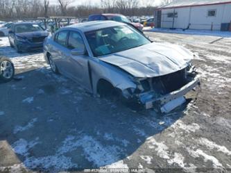 DODGE CHARGER SXT RWD