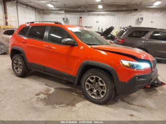 JEEP CHEROKEE TRAILHAWK 4X4