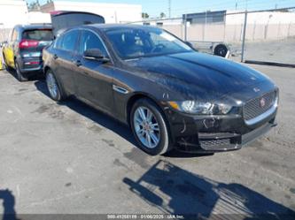 JAGUAR XE 25T PREMIUM