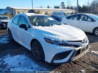 TOYOTA CAMRY SE NIGHTSHADE EDITION