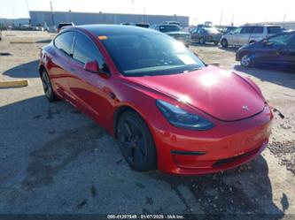 TESLA MODEL 3 REAR-WHEEL DRIVE