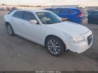 CHRYSLER 300 LIMITED AWD