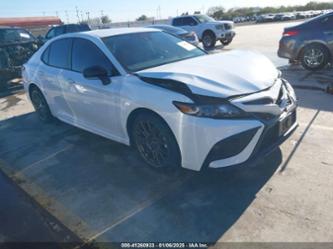 TOYOTA CAMRY SE NIGHTSHADE EDITION