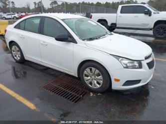 CHEVROLET CRUZE LS AUTO