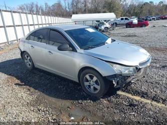 CHEVROLET CRUZE 1LT AUTO