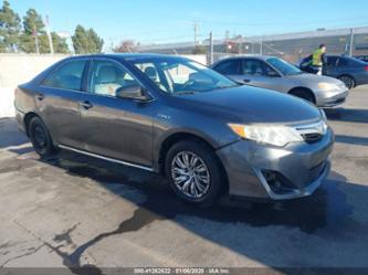 TOYOTA CAMRY HYBRID LE