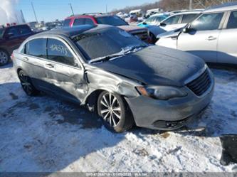 CHRYSLER 200 LIMITED