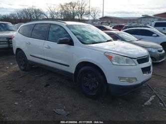 CHEVROLET TRAVERSE LS