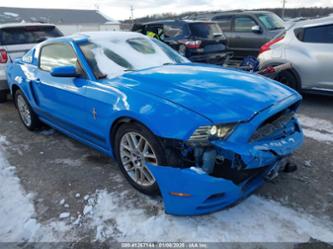 FORD MUSTANG V6 PREMIUM