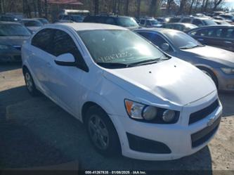 CHEVROLET SONIC LS AUTO